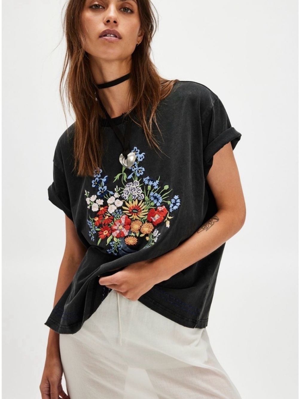 FOUND Embroidered Floral Graphic Tee XS Black Botanical Bouquet Oversized NWT